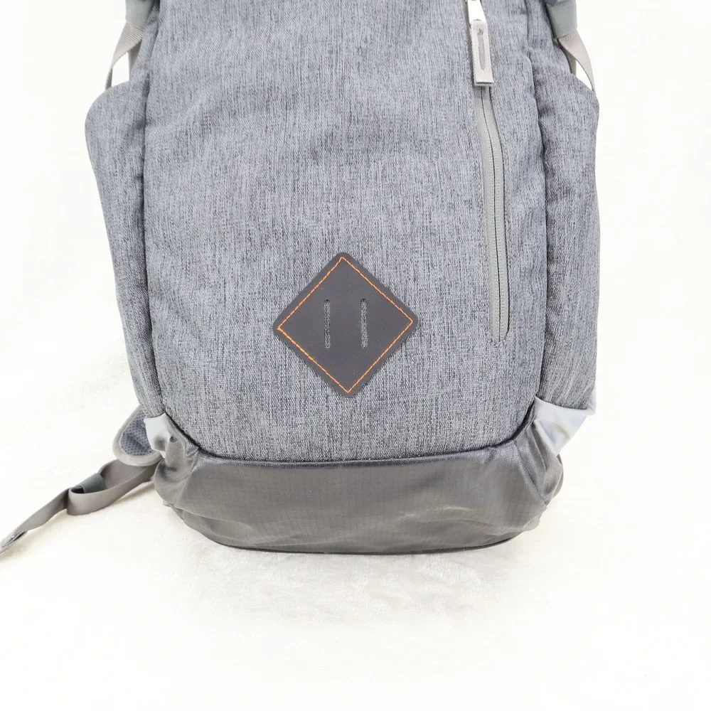 LL Bean Green Mounain Day Pack Backpack Gray Heather 302996 Laptop Sleeve